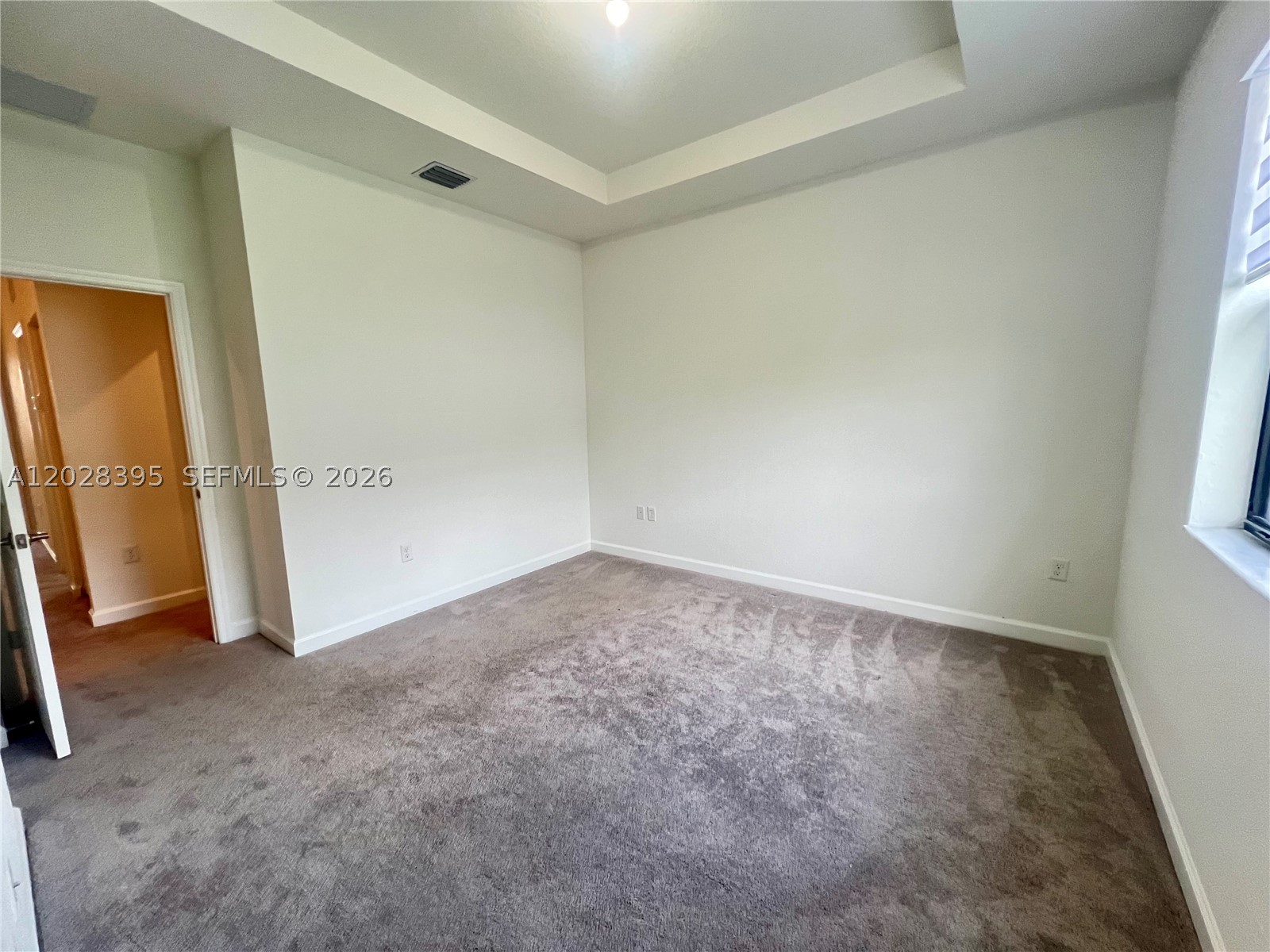 PINE VISTA - Residential Lease