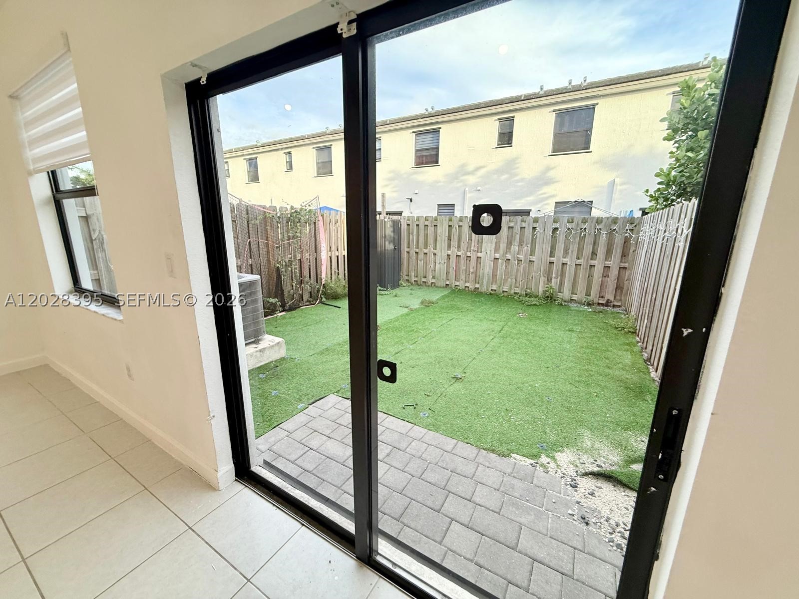PINE VISTA - Residential Lease