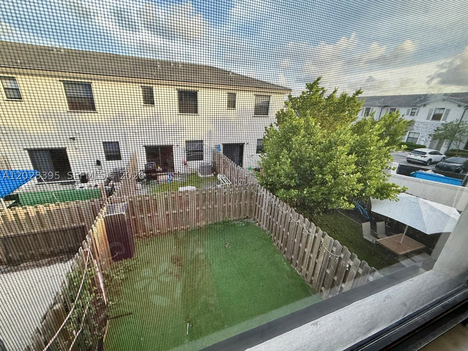 PINE VISTA - Residential Lease