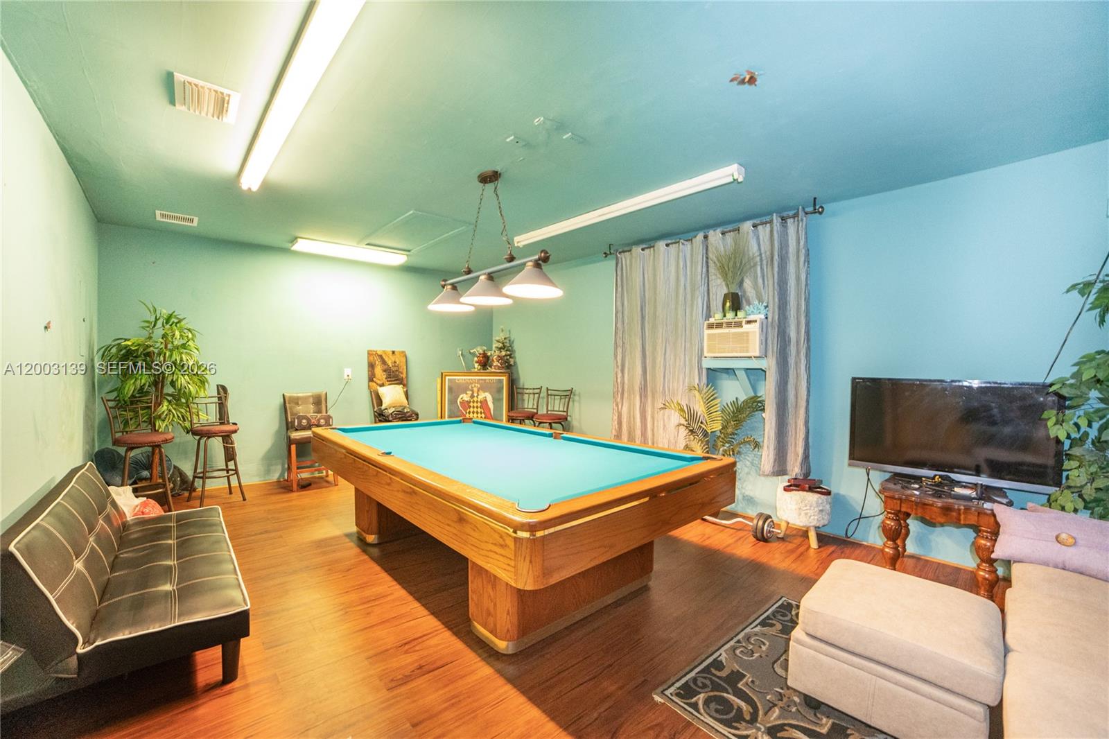 ROYAL PALM VISTA - Residential
