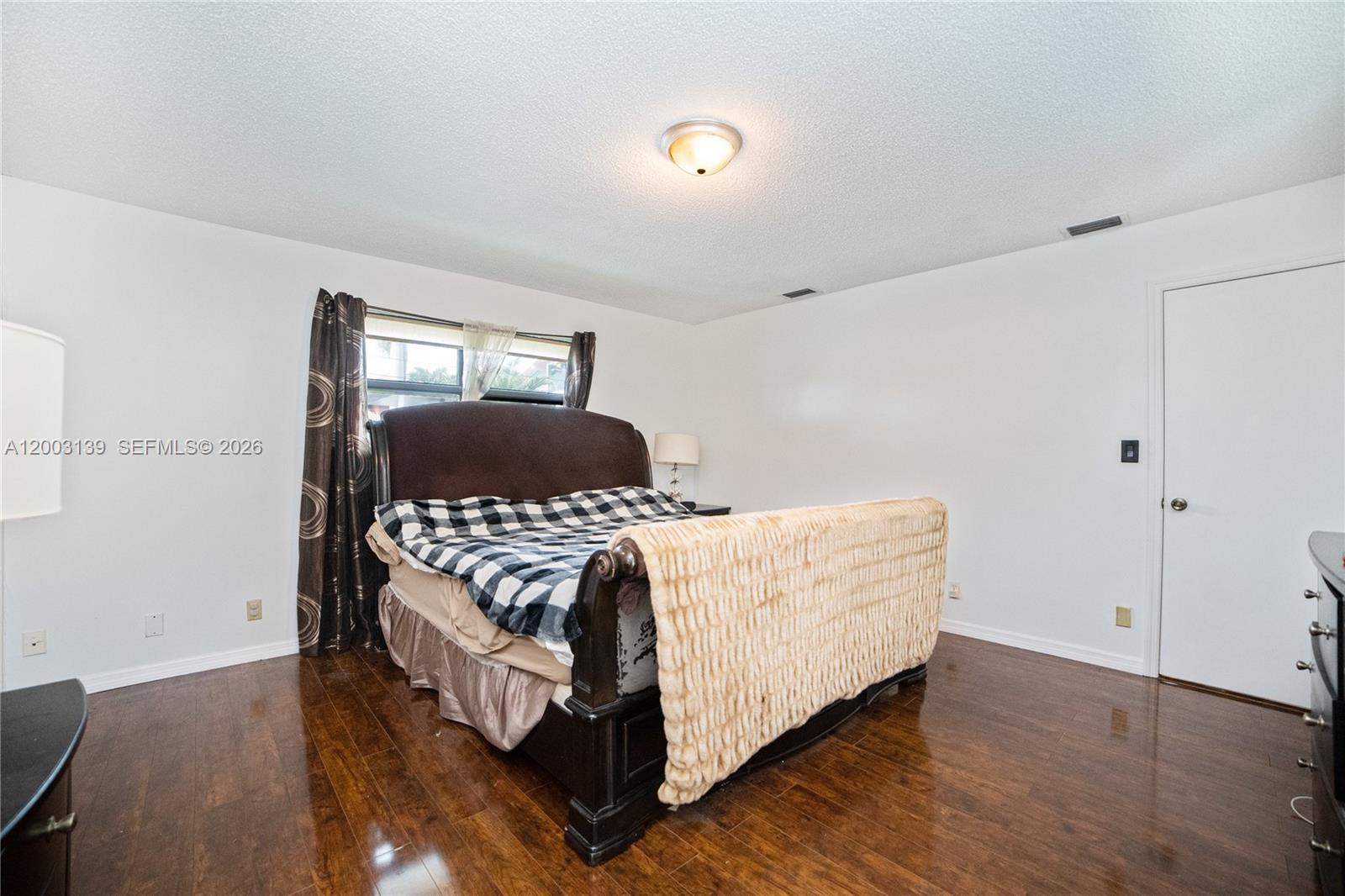ROYAL PALM VISTA - Residential