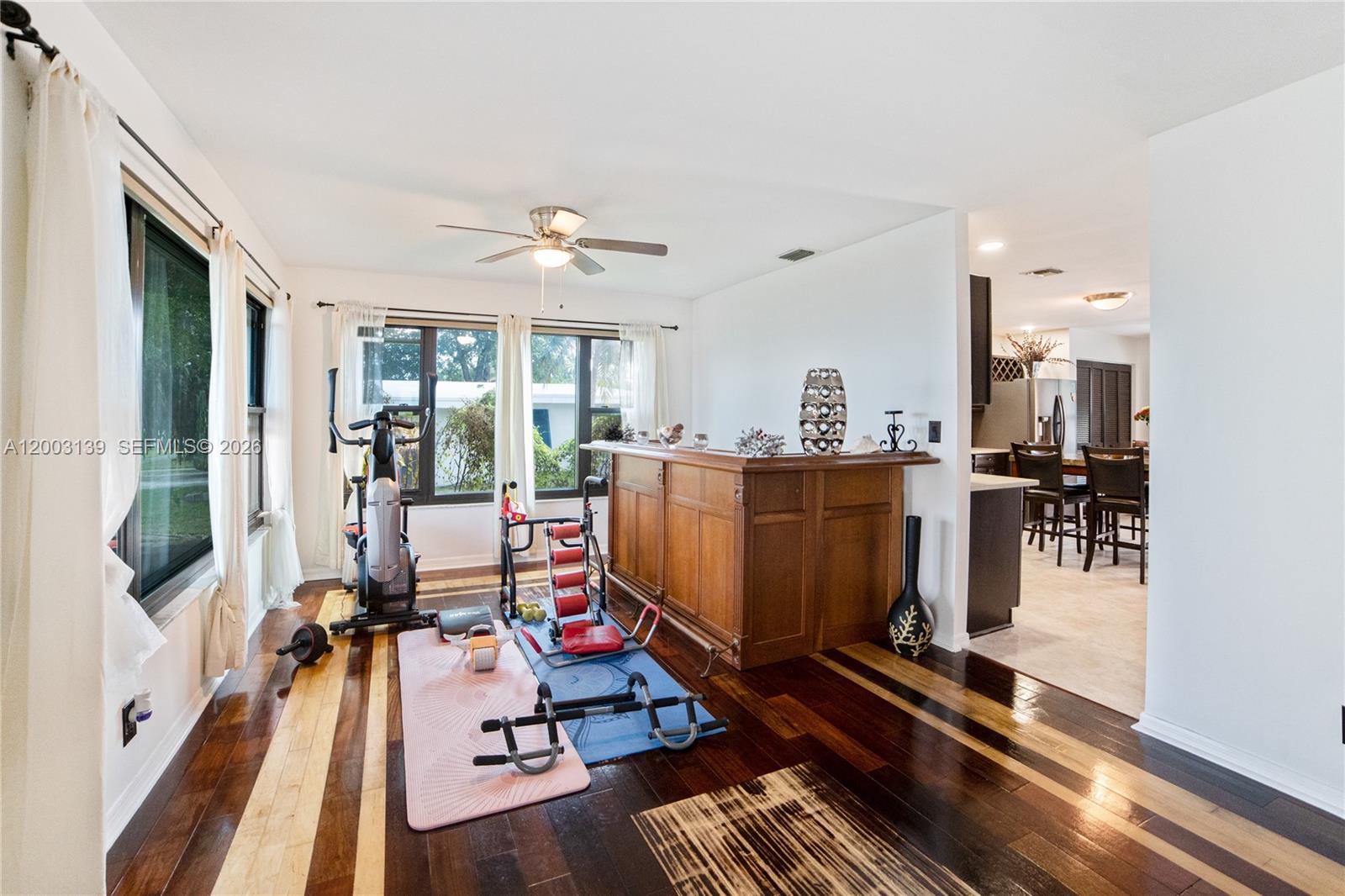 ROYAL PALM VISTA - Residential
