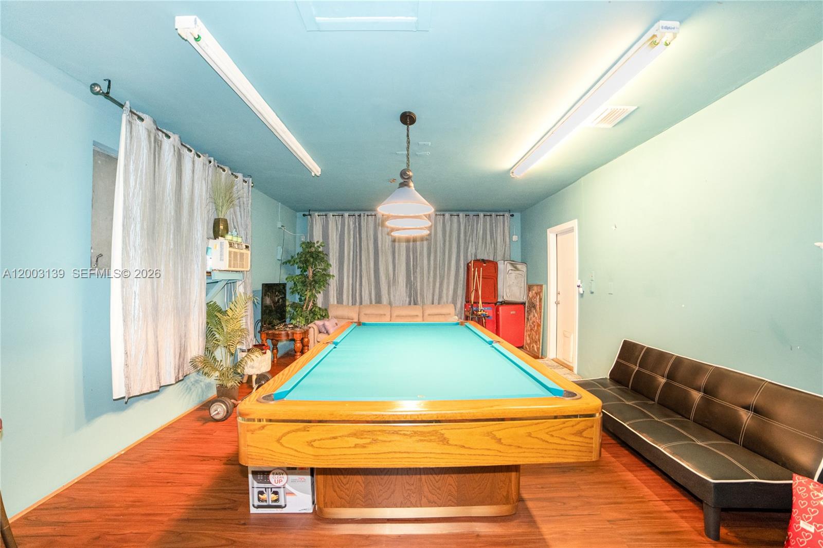 ROYAL PALM VISTA - Residential