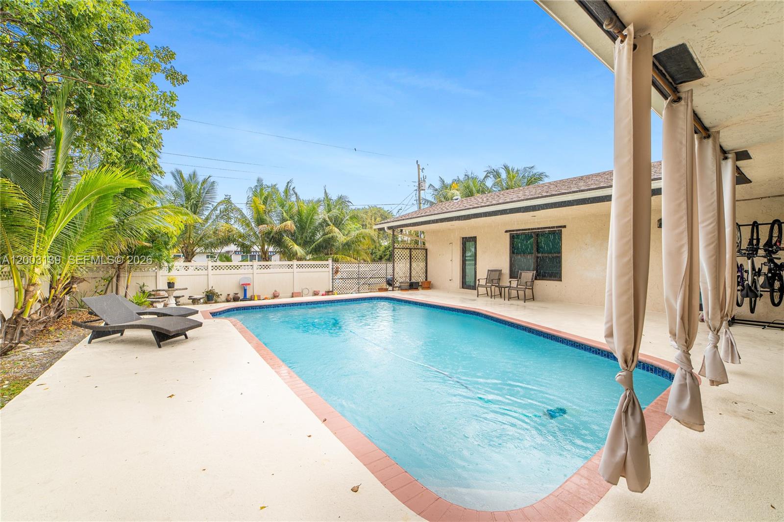 ROYAL PALM VISTA - Residential