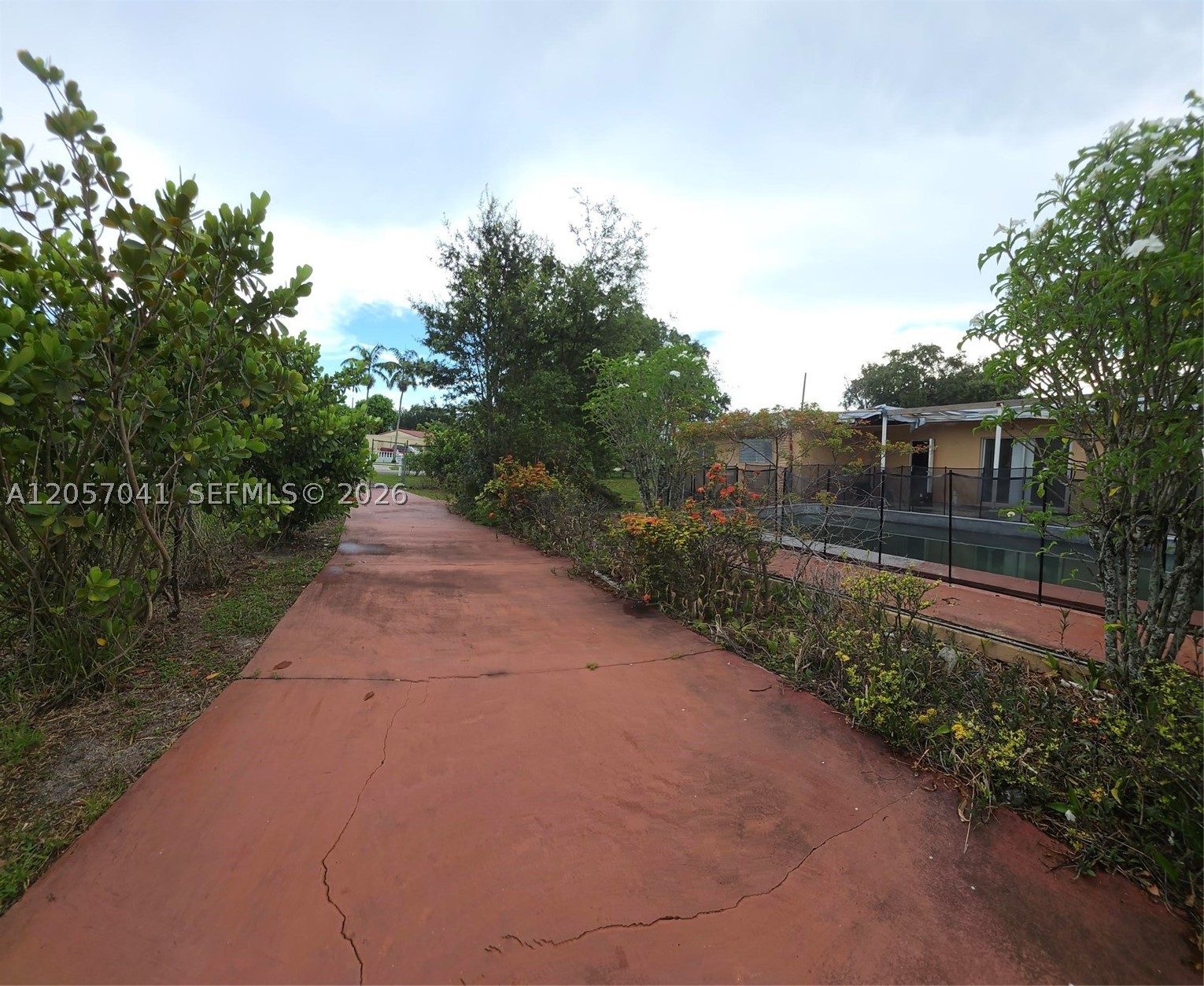 BISC GARDENS SEC F PT 1 - Residential