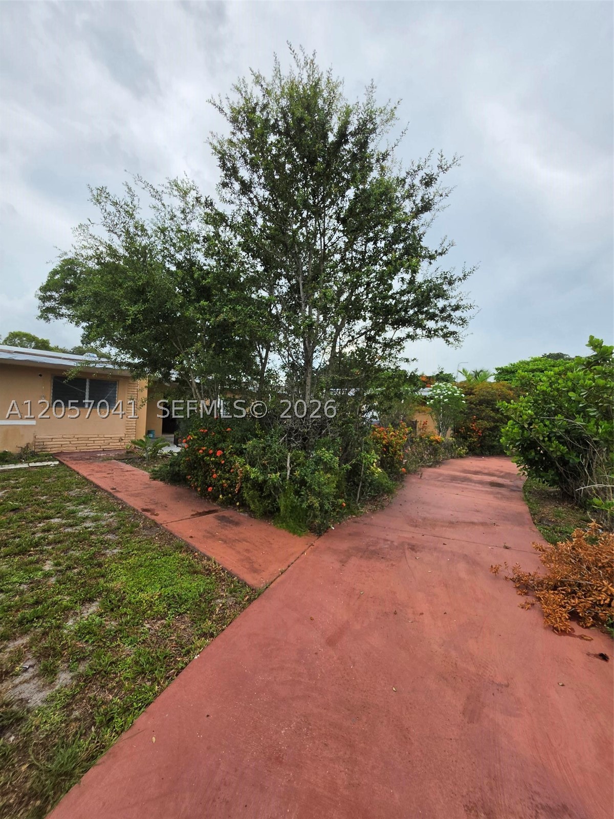 BISC GARDENS SEC F PT 1 - Residential