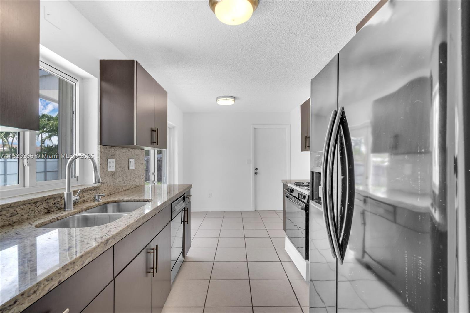 SUNSET WEST SEC 2 - Residential Lease