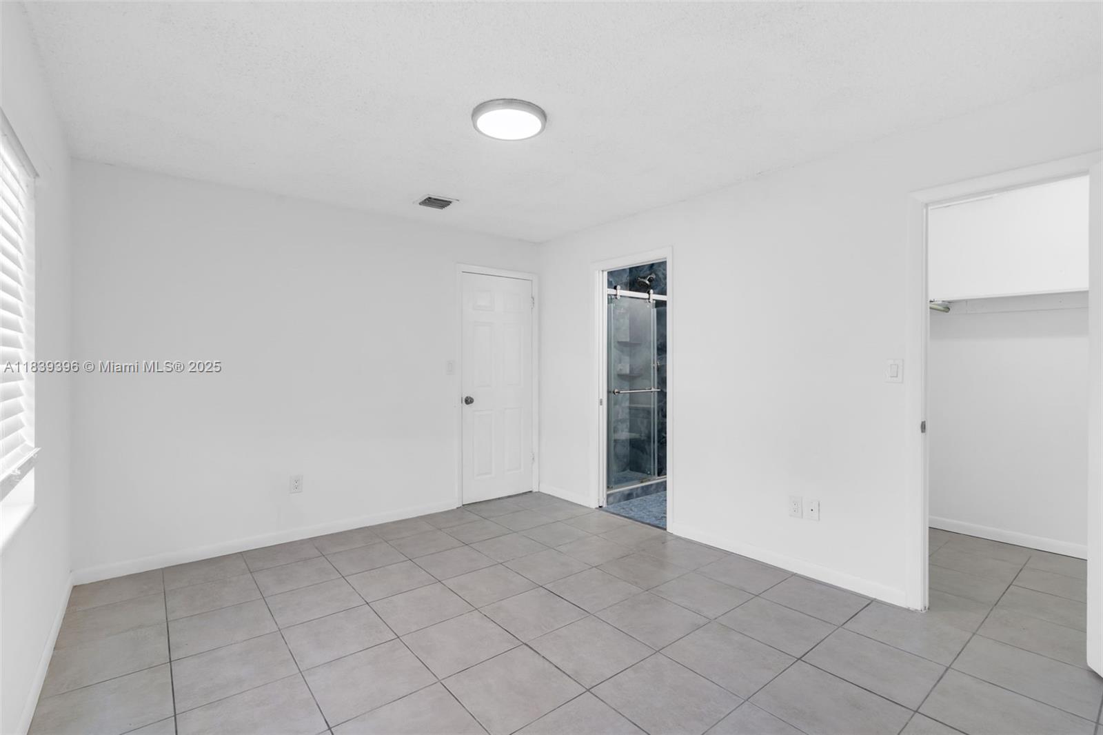 SUNSET WEST SEC 2 - Residential Lease