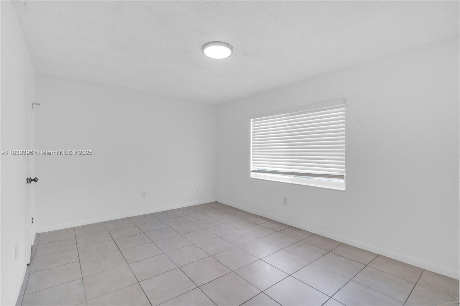 SUNSET WEST SEC 2 - Residential Lease