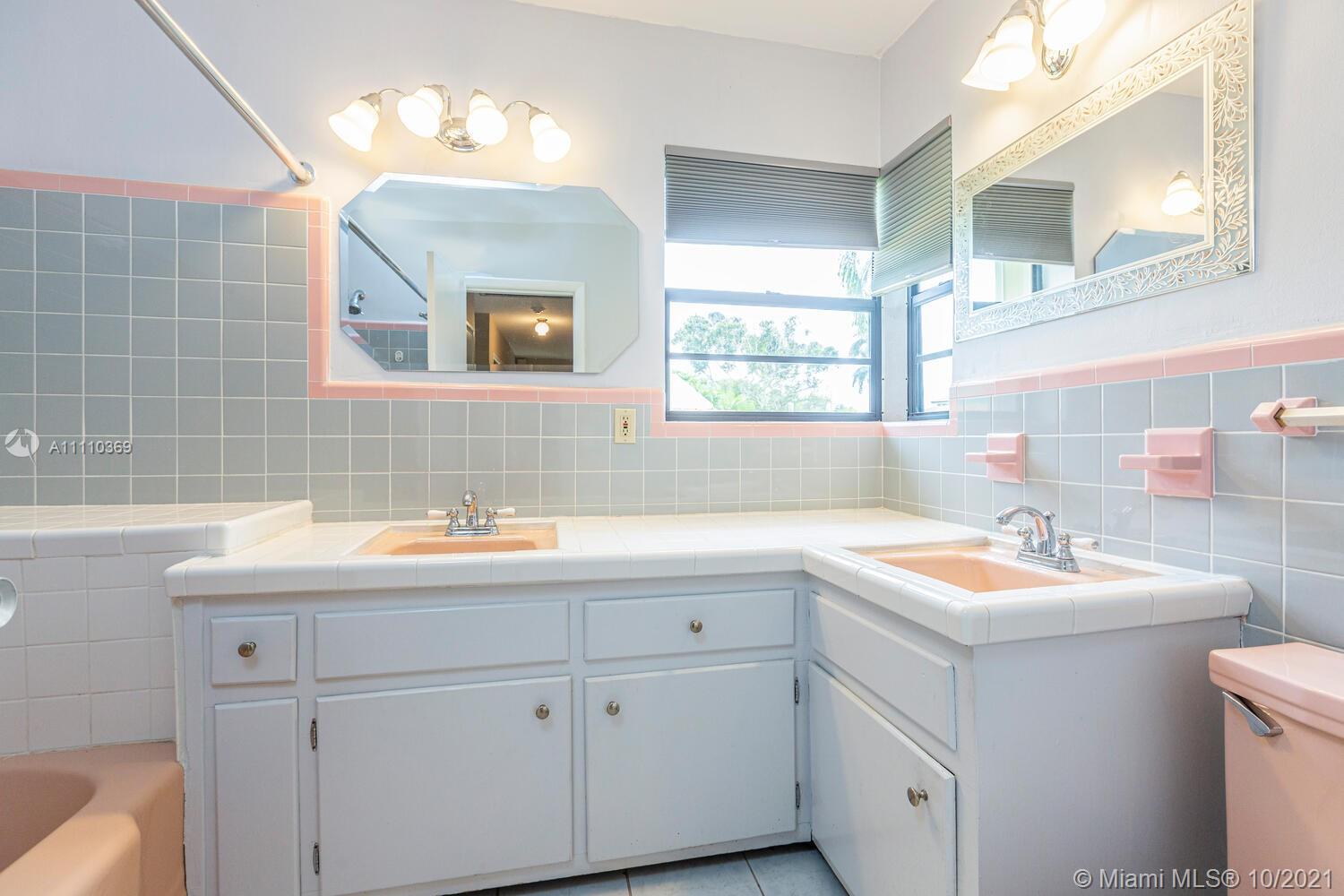 R J CLARK ESTATES - Residential