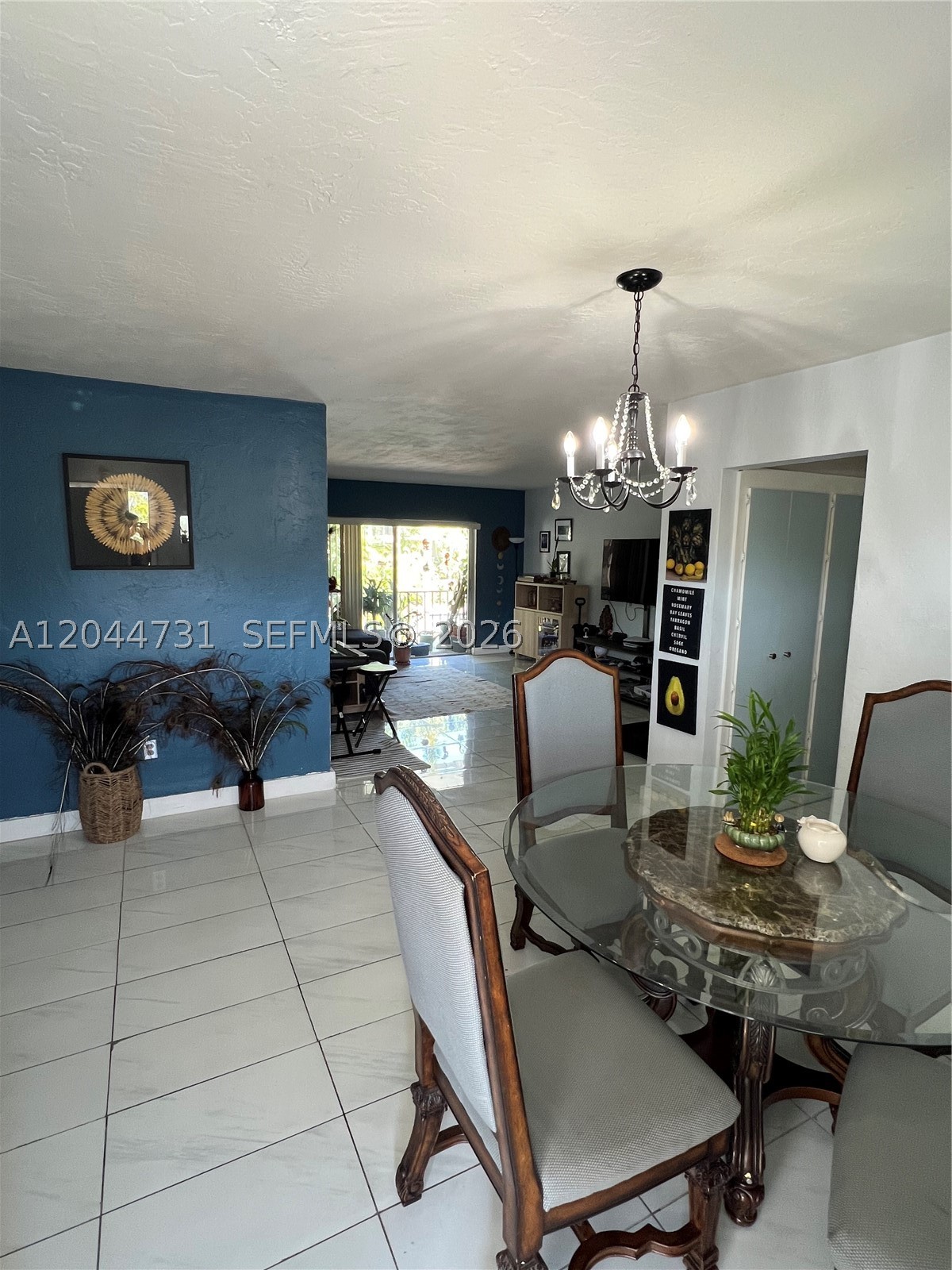 DADELAND GROVE CONDO - Residential Lease
