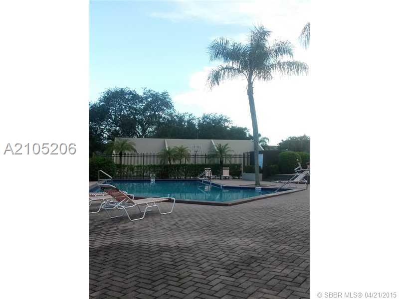 EVERGLADES SUGAR & LAND C - Residential Lease