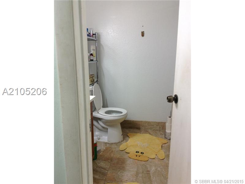 EVERGLADES SUGAR & LAND C - Residential Lease