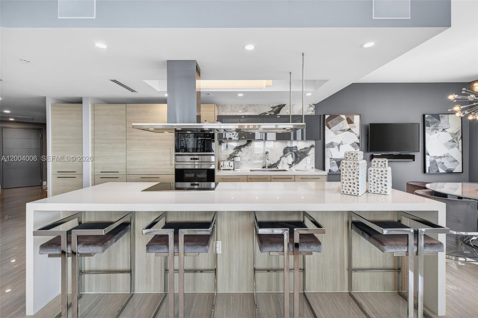 MARINA PALMS RESIDENCES S - Residential