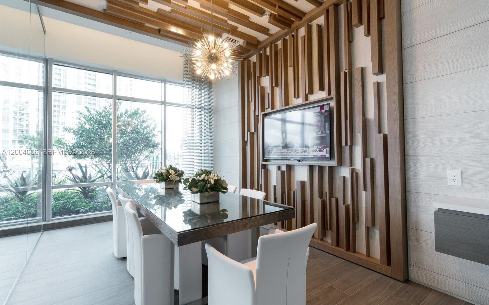 MARINA PALMS RESIDENCES S - Residential