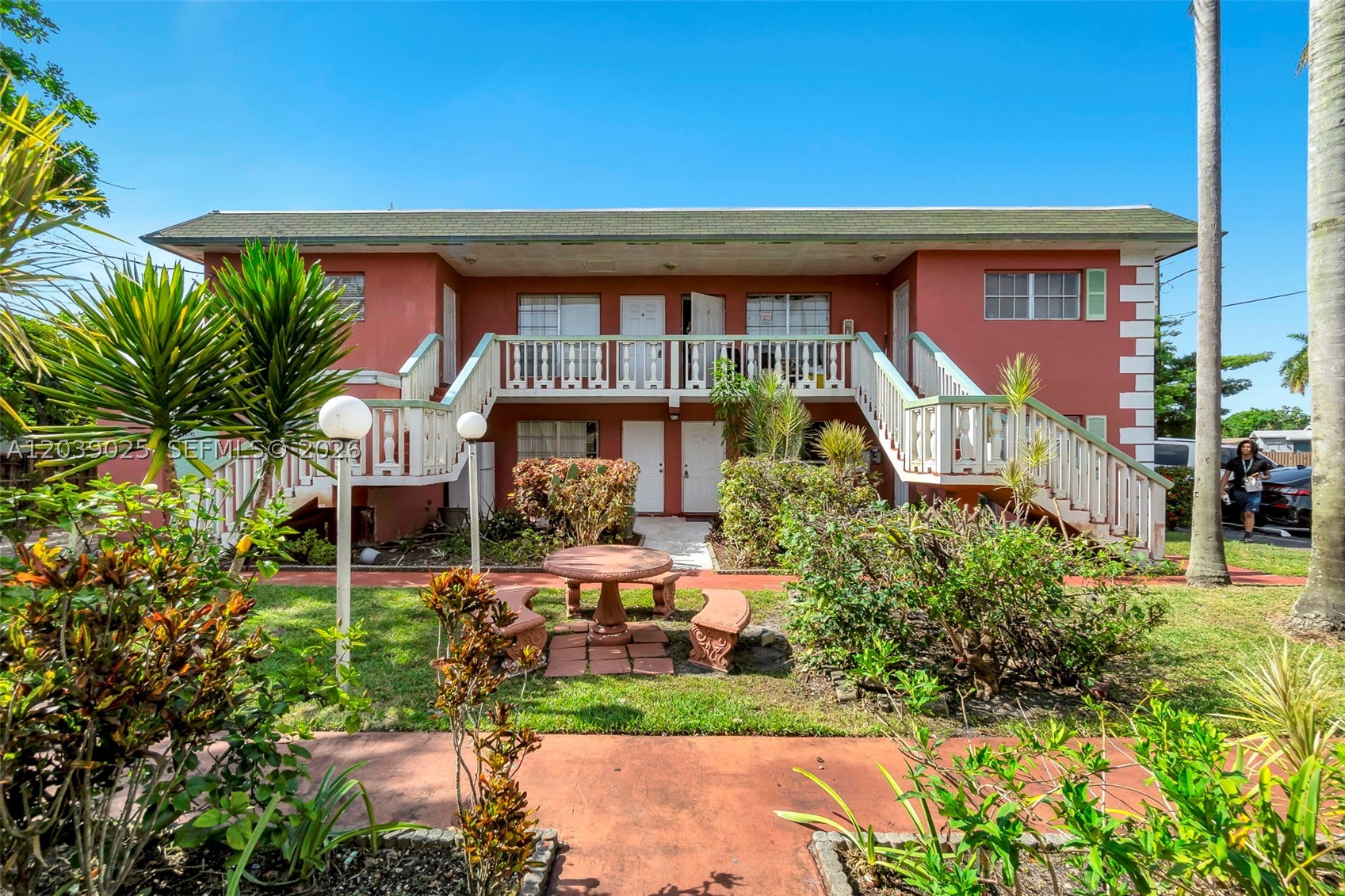 SUNRISE GOLF VILLAGE SEC - Residential Income