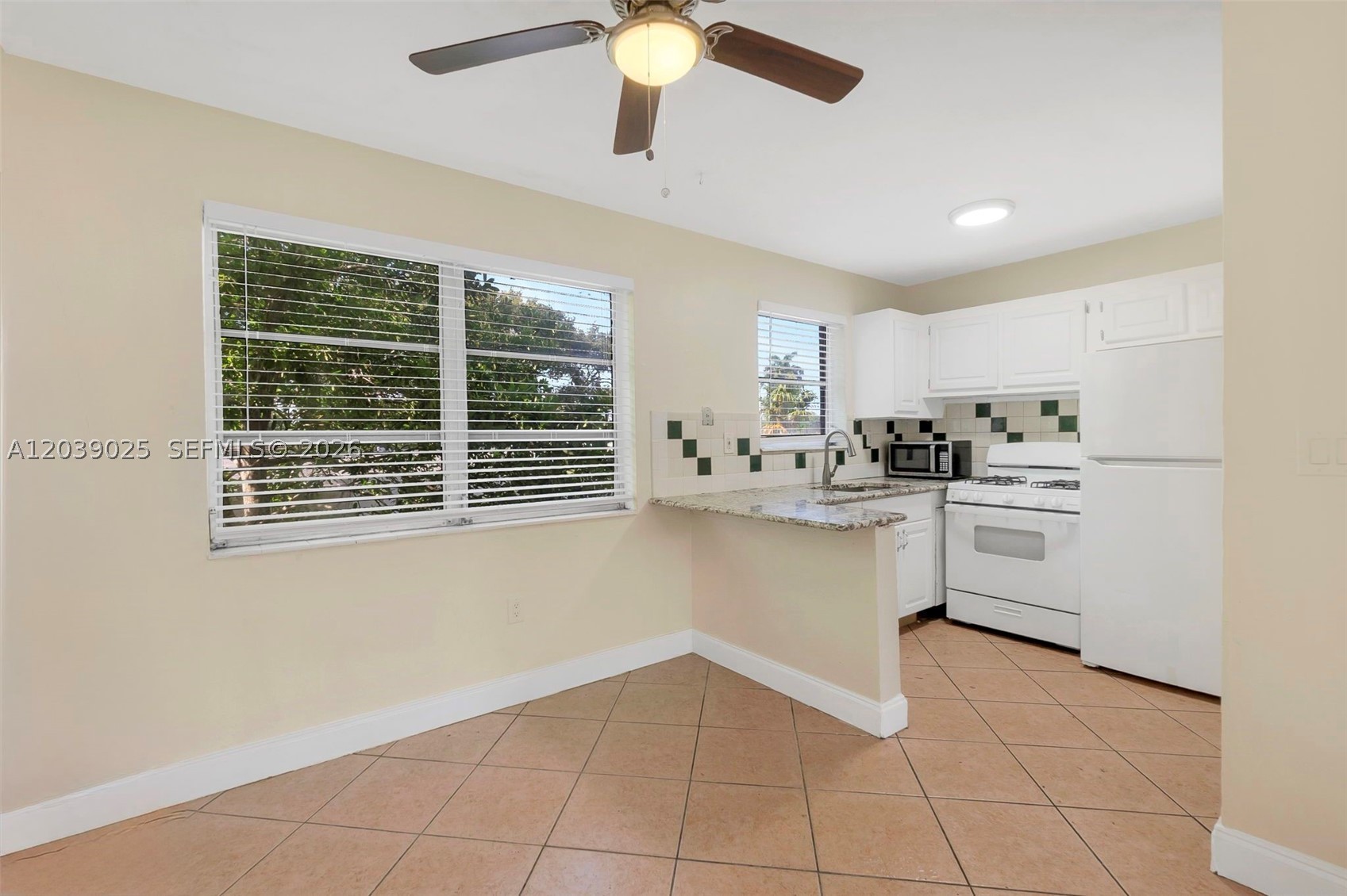 SUNRISE GOLF VILLAGE SEC - Residential Income
