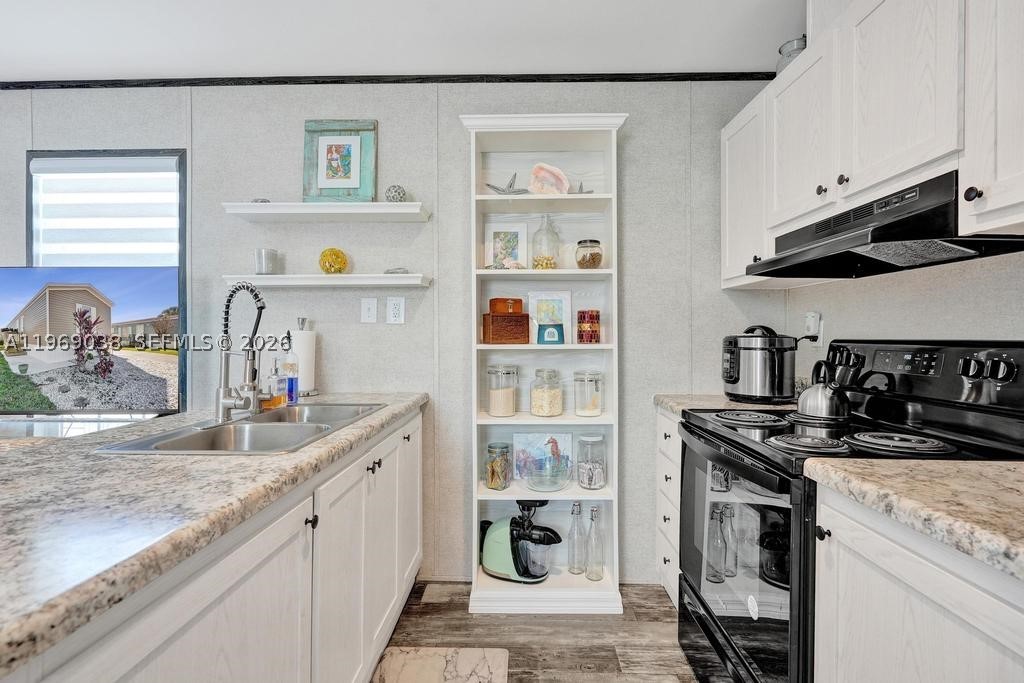 TROPICAL ACRES CO-OP - Residential