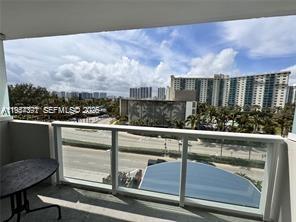 THE AVENTURA BEACH CLUB C - Residential