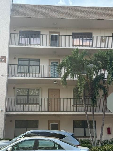 SUNRISE LAKES 172 CONDO - Residential