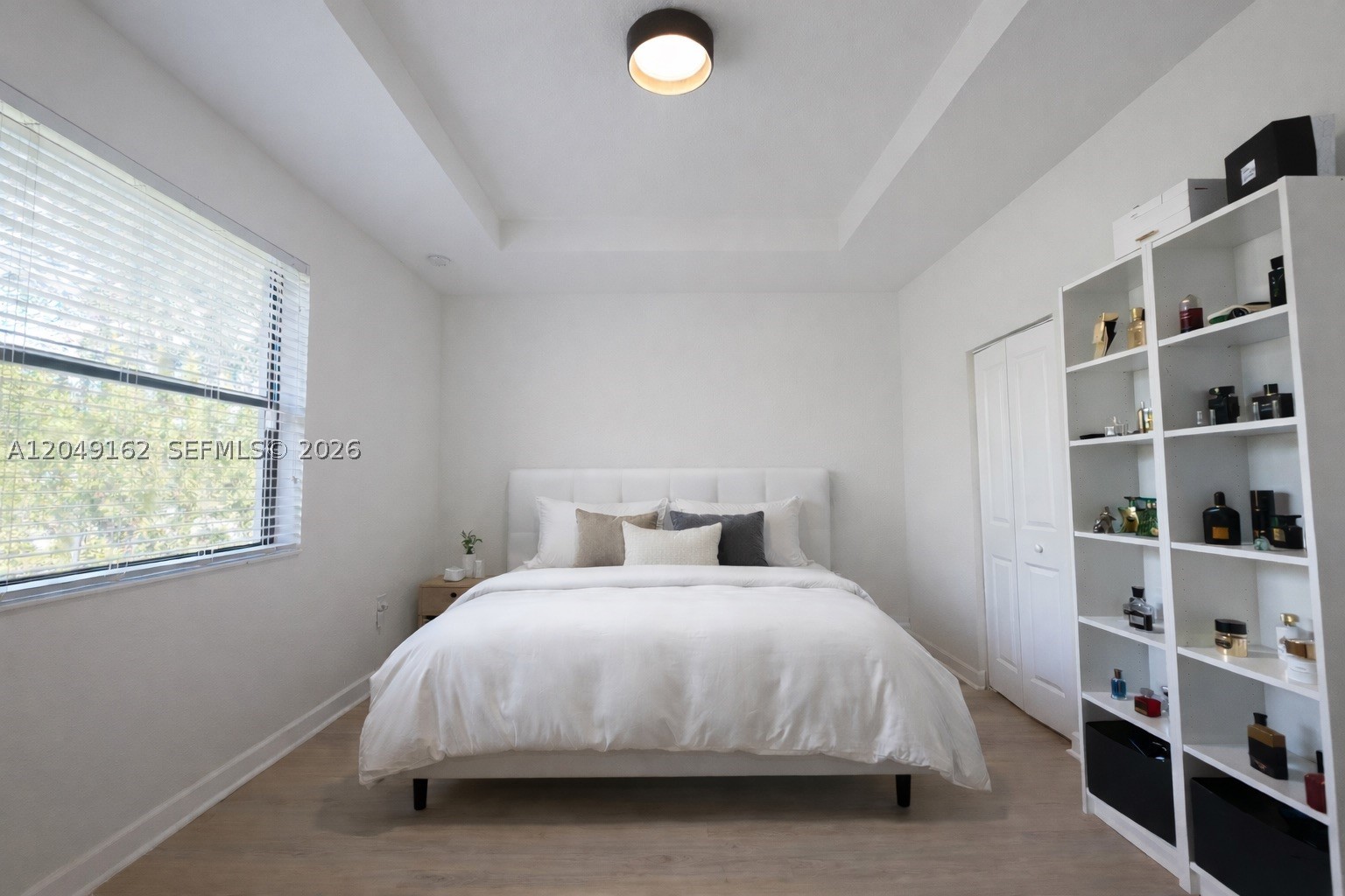 VIA VENTURA NEIGHBORHOOD - Residential Lease