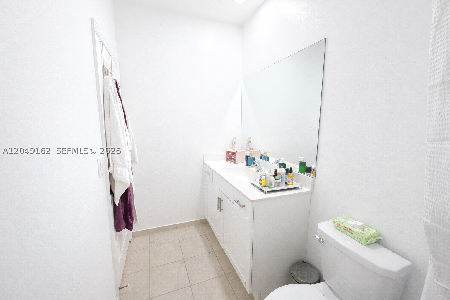 VIA VENTURA NEIGHBORHOOD - Residential Lease