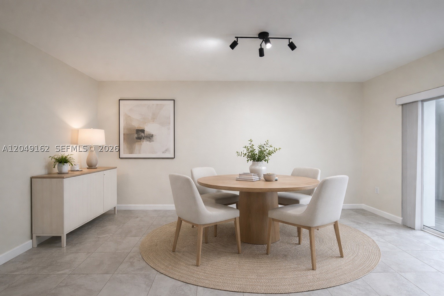 VIA VENTURA NEIGHBORHOOD - Residential Lease
