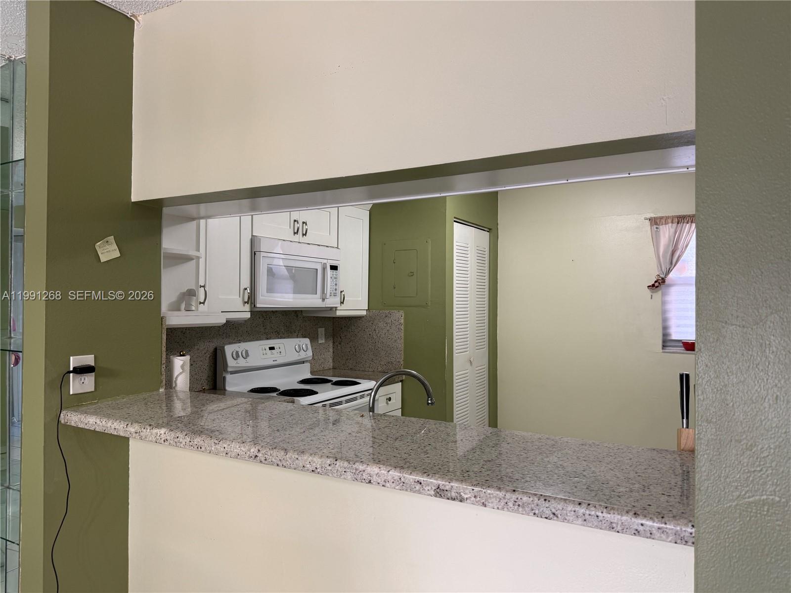 WESTLAND CONDO - Residential