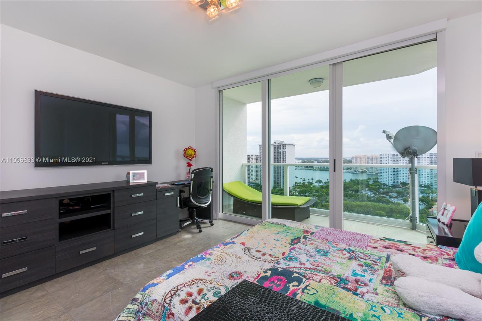 THE PENINSULA II CONDO - Residential