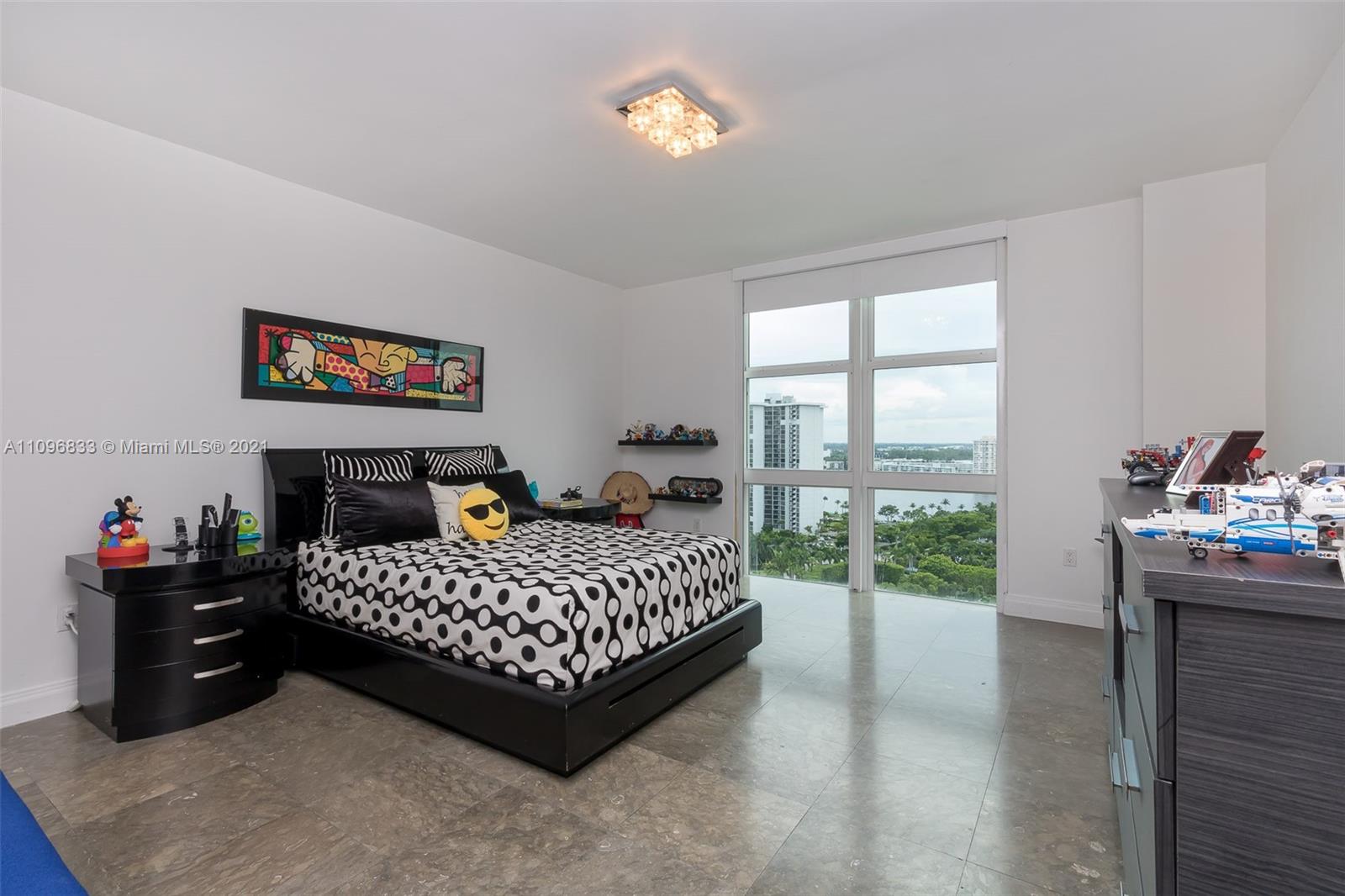 THE PENINSULA II CONDO - Residential