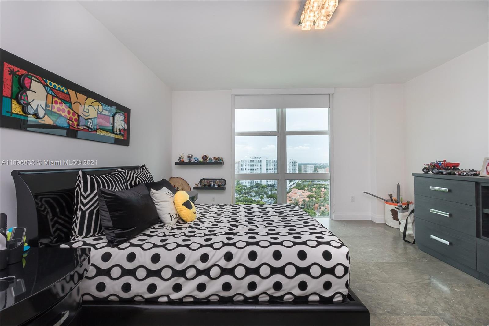 THE PENINSULA II CONDO - Residential