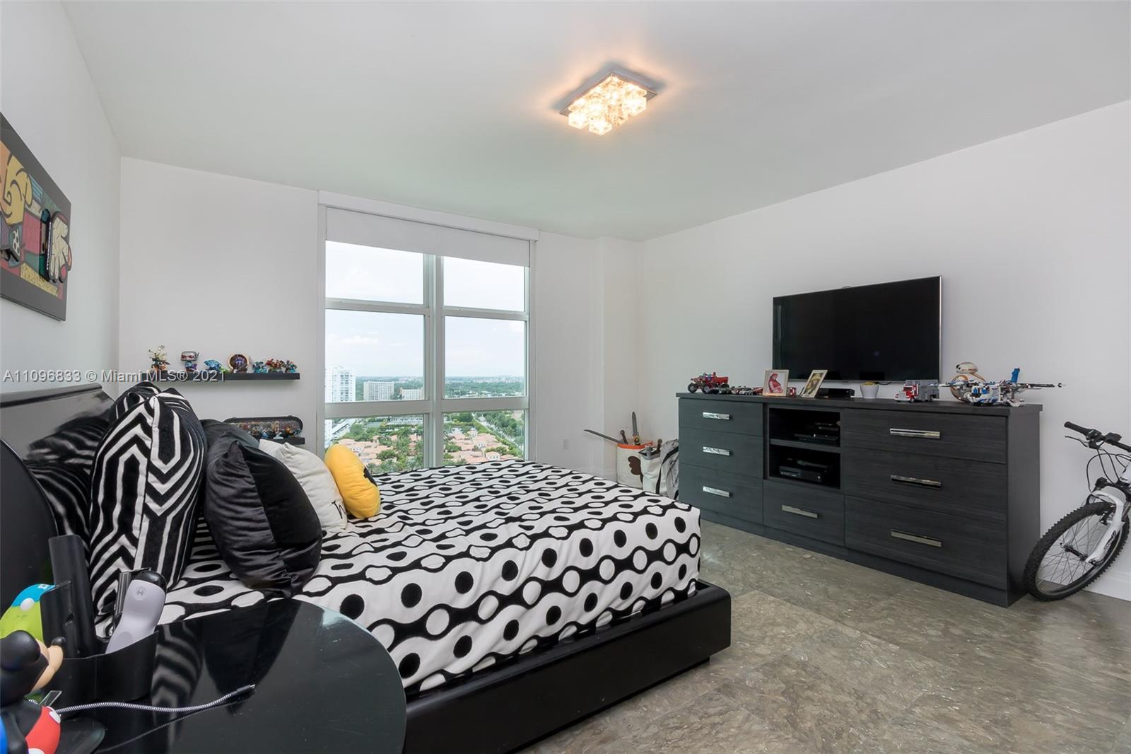 THE PENINSULA II CONDO - Residential