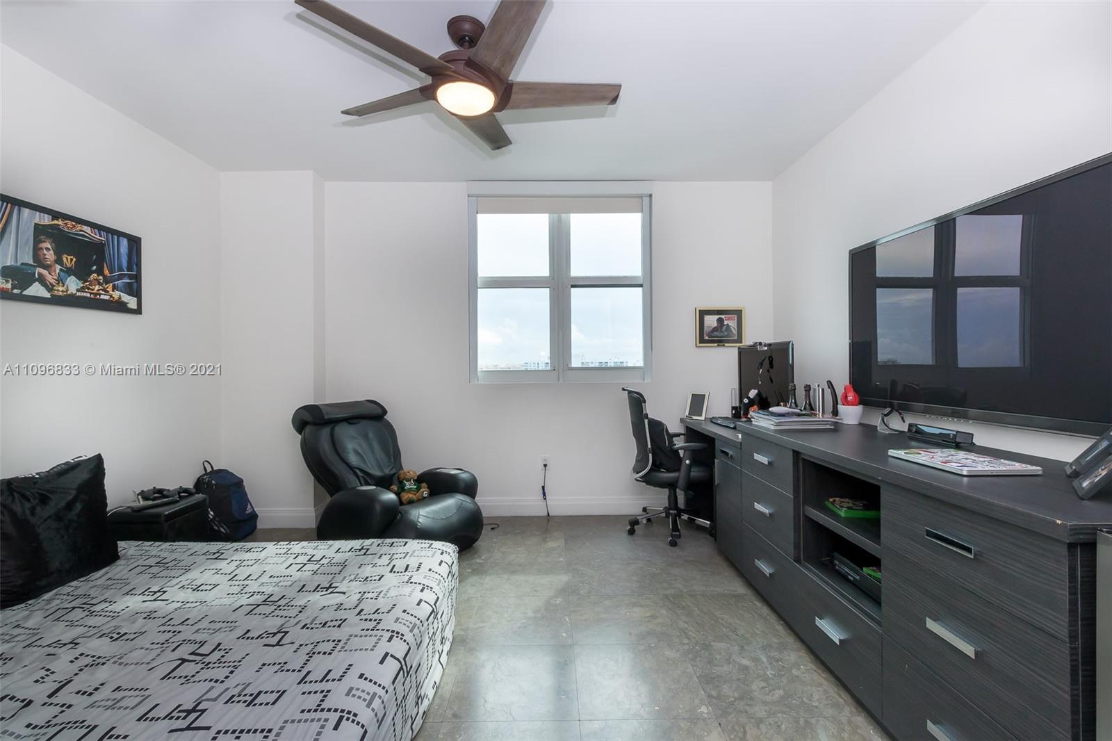 THE PENINSULA II CONDO - Residential