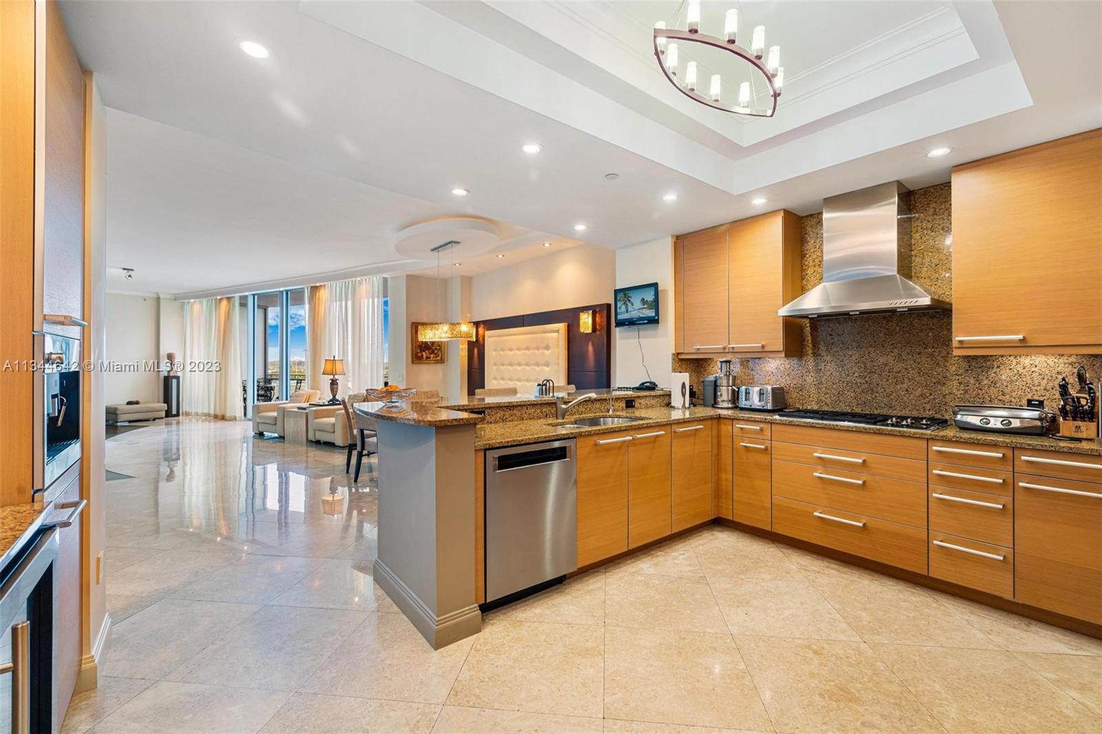 10295 COLLINS AVE RESDNTA - Residential