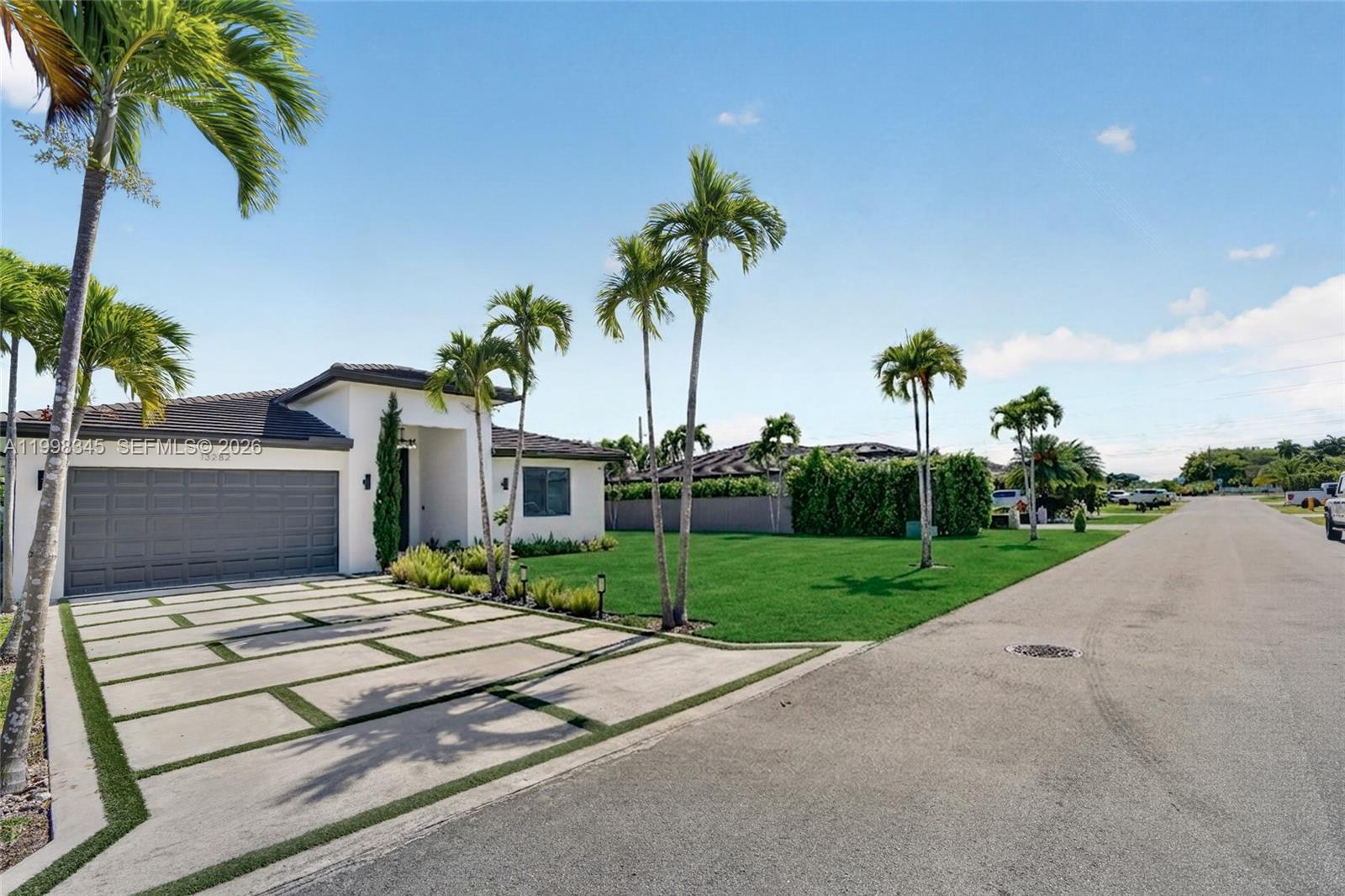 SOUTHERN COVE - Residential