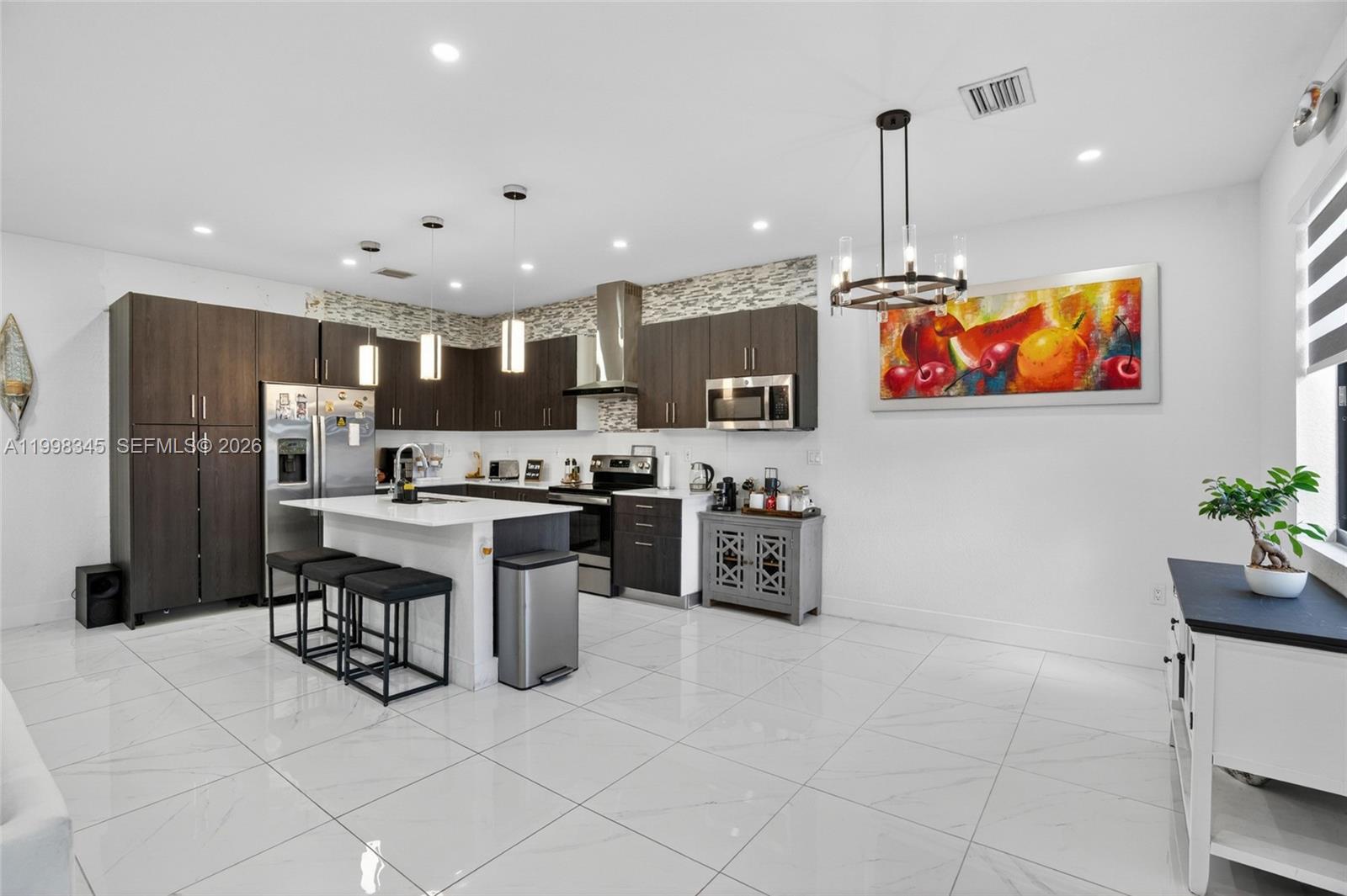 SOUTHERN COVE - Residential