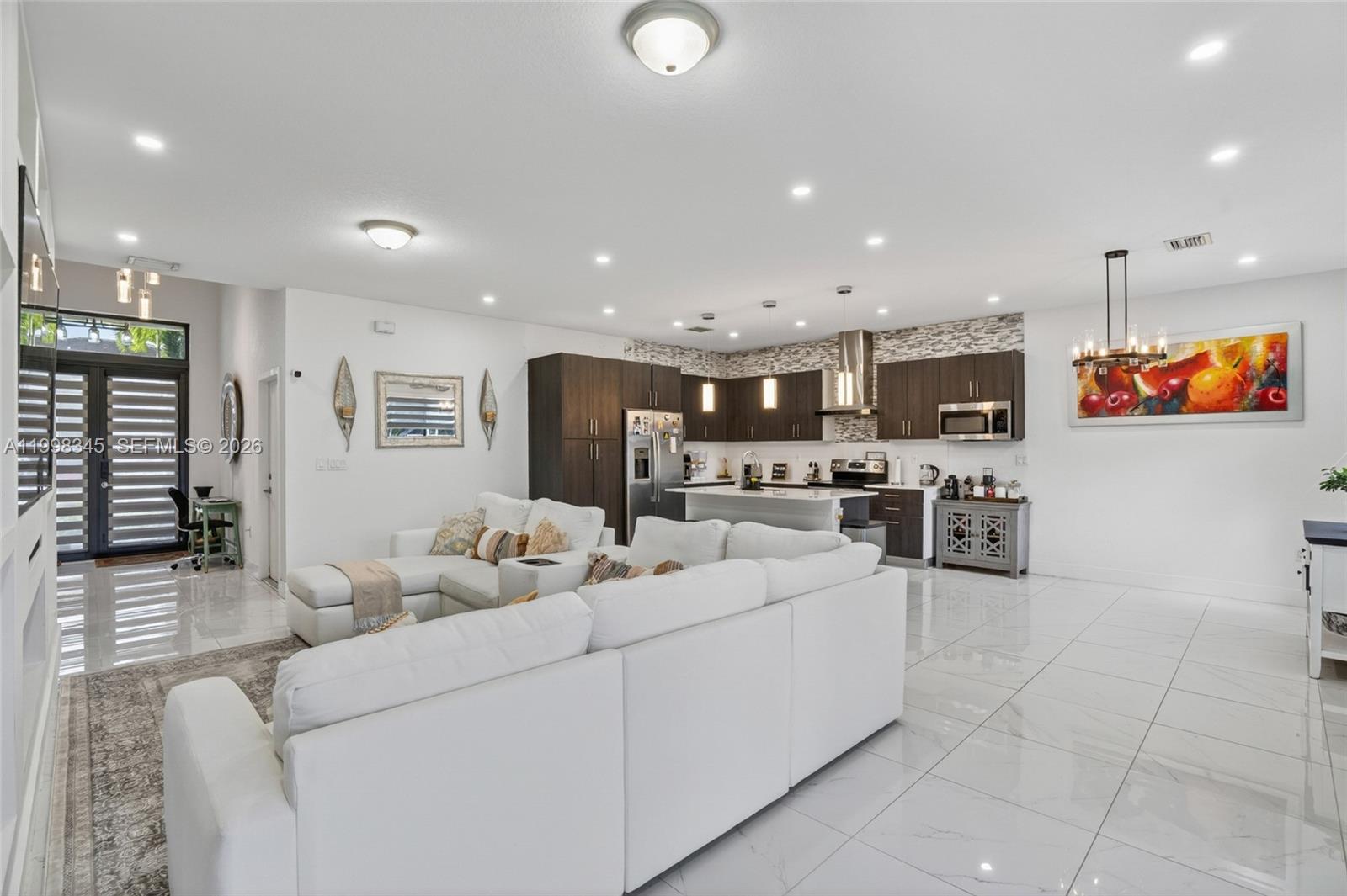 SOUTHERN COVE - Residential