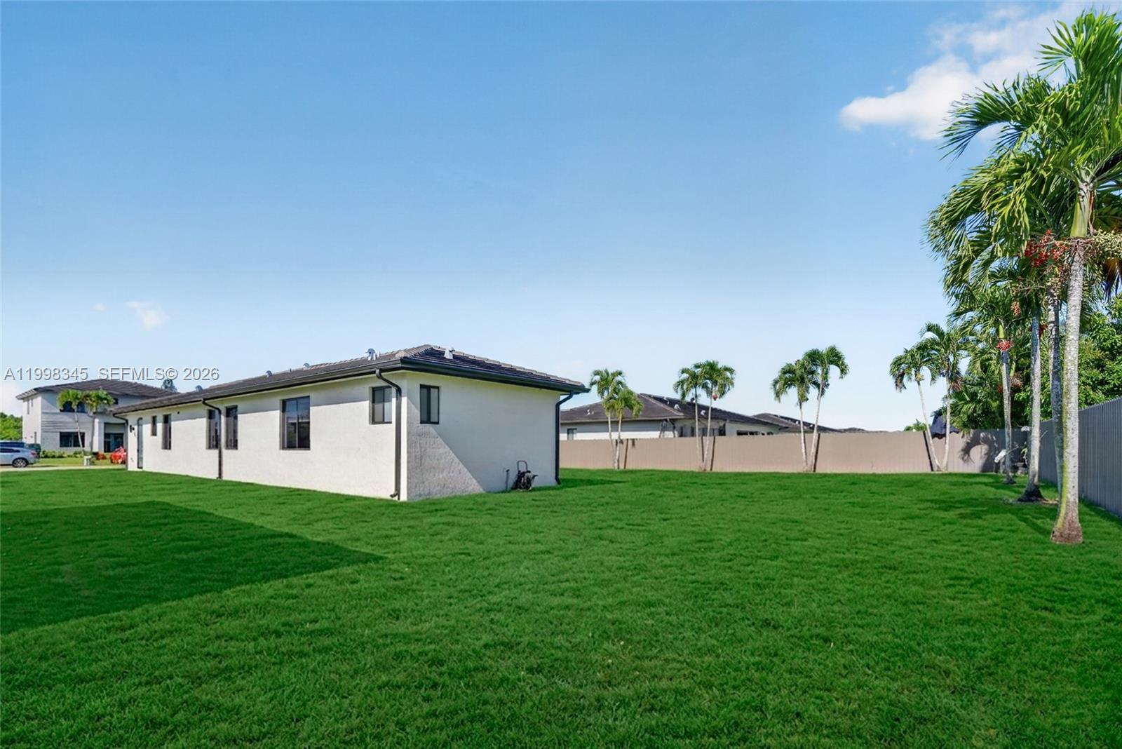 SOUTHERN COVE - Residential