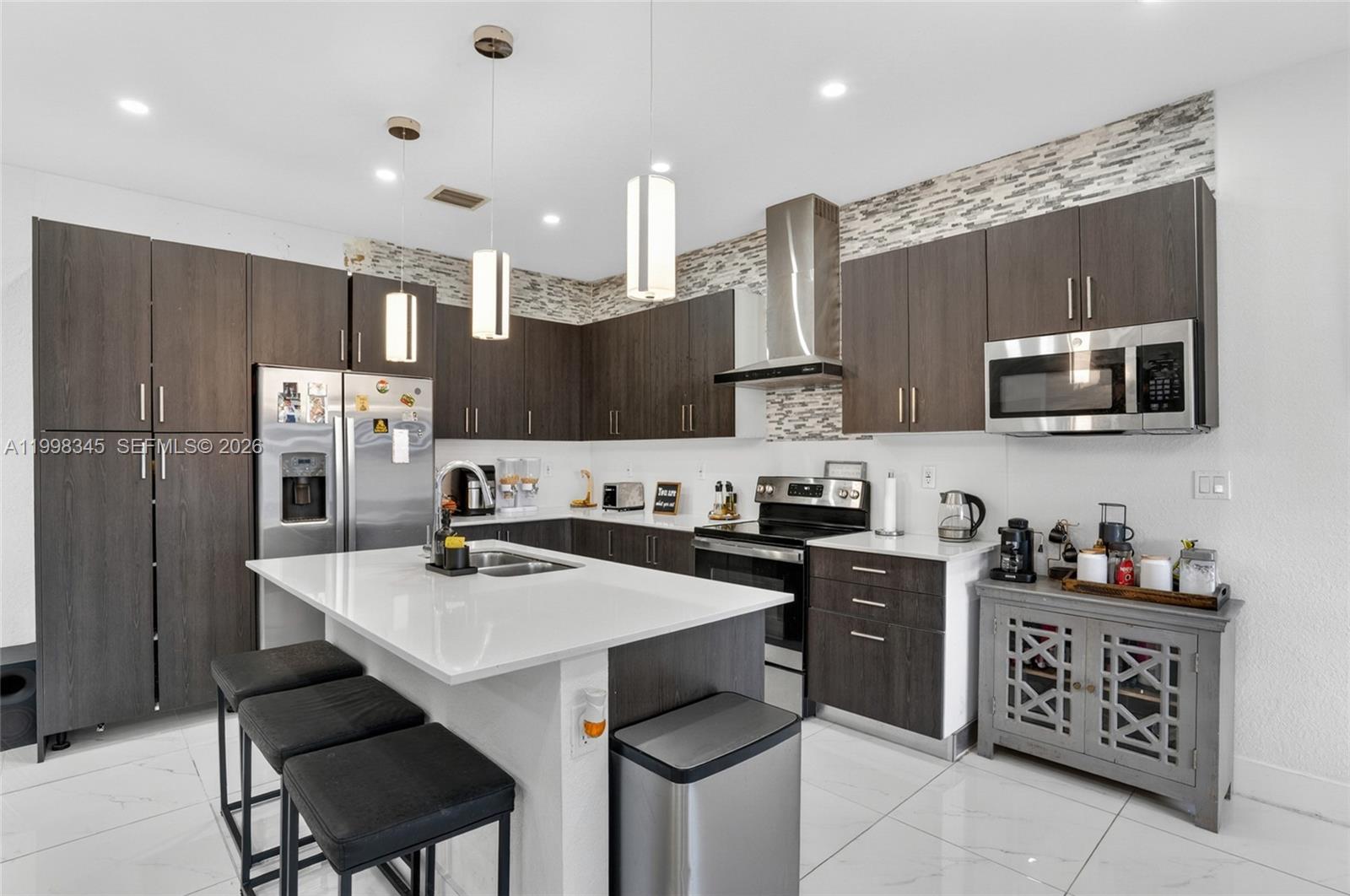 SOUTHERN COVE - Residential