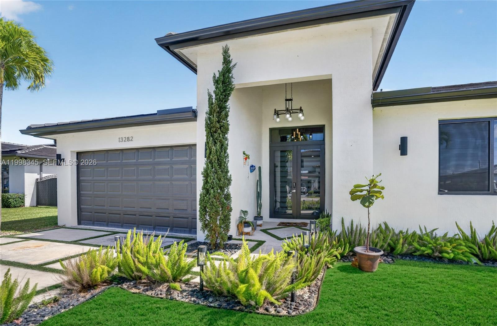 SOUTHERN COVE - Residential