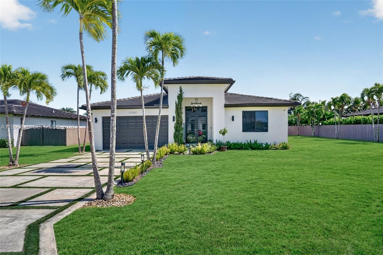 SOUTHERN COVE - Residential