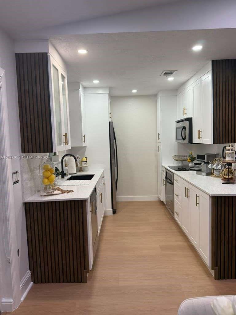 BENT TREE CENTER - Residential Lease