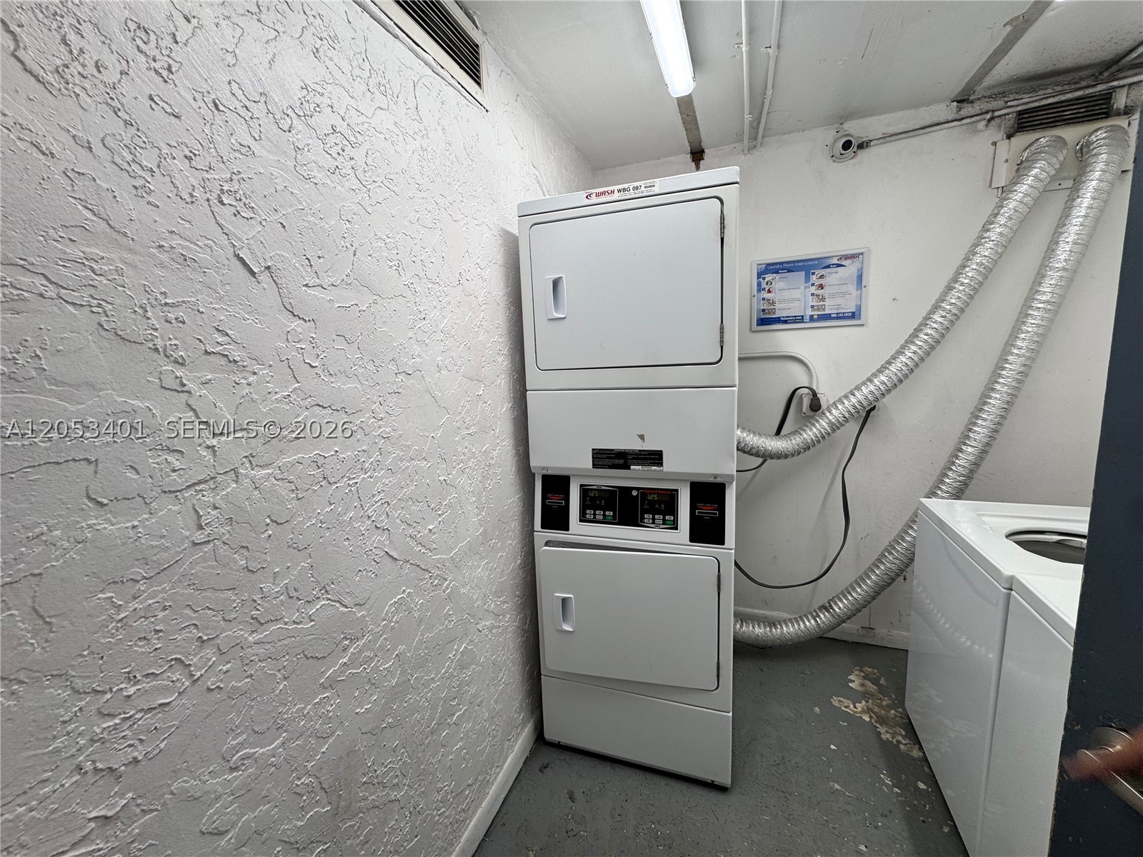 SAILBOAT CAY CONDO - Residential