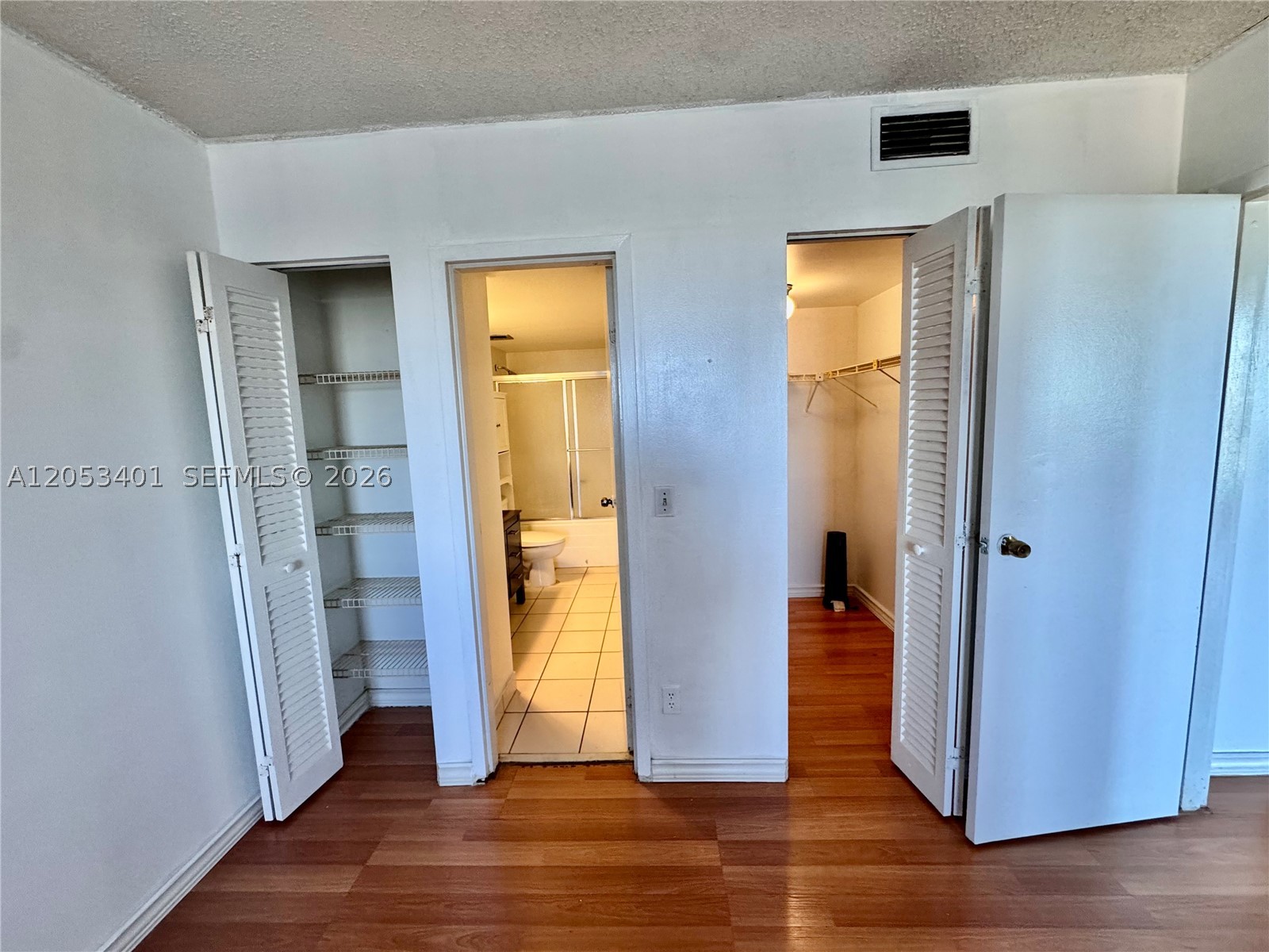 SAILBOAT CAY CONDO - Residential