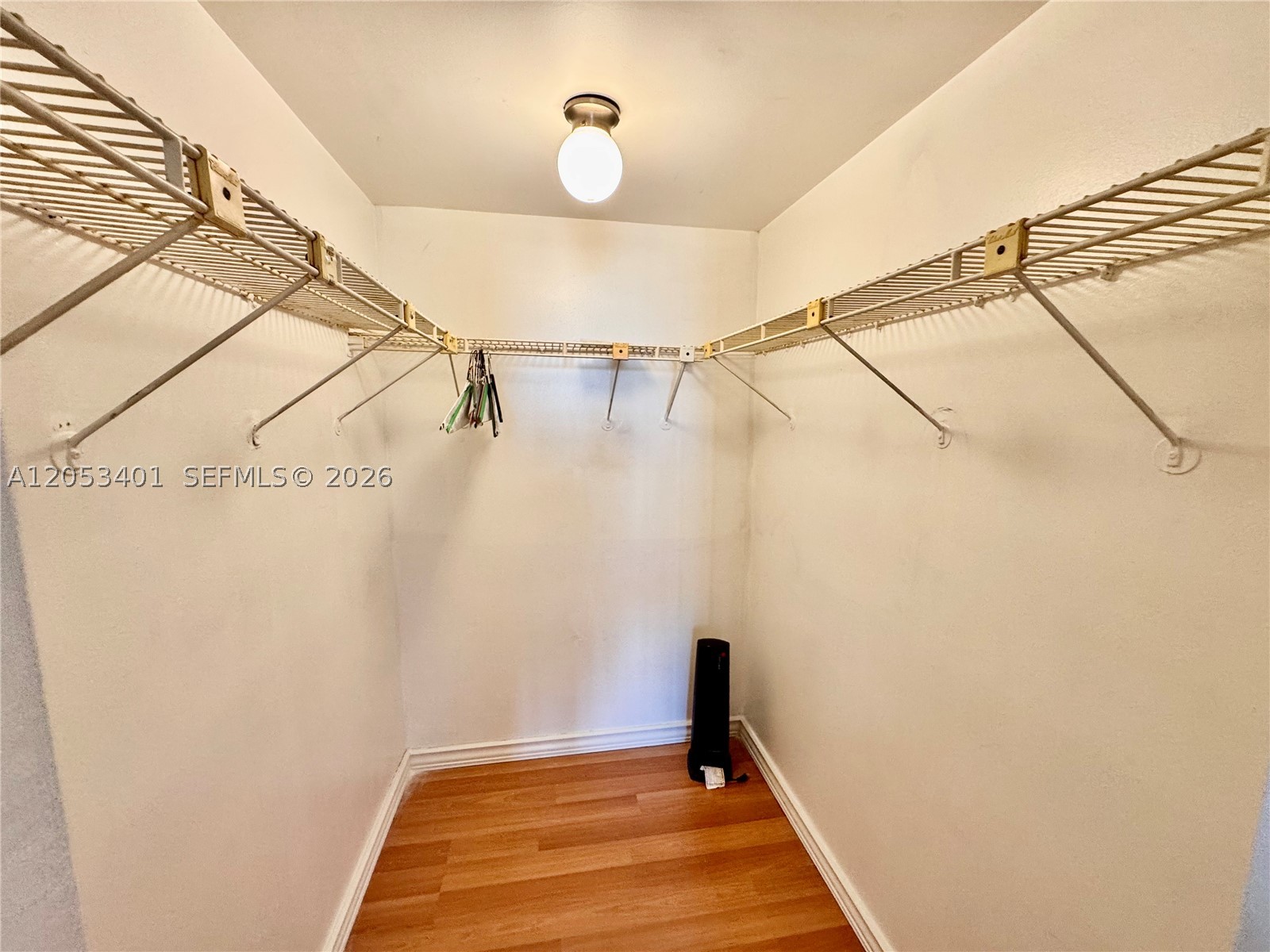 SAILBOAT CAY CONDO - Residential