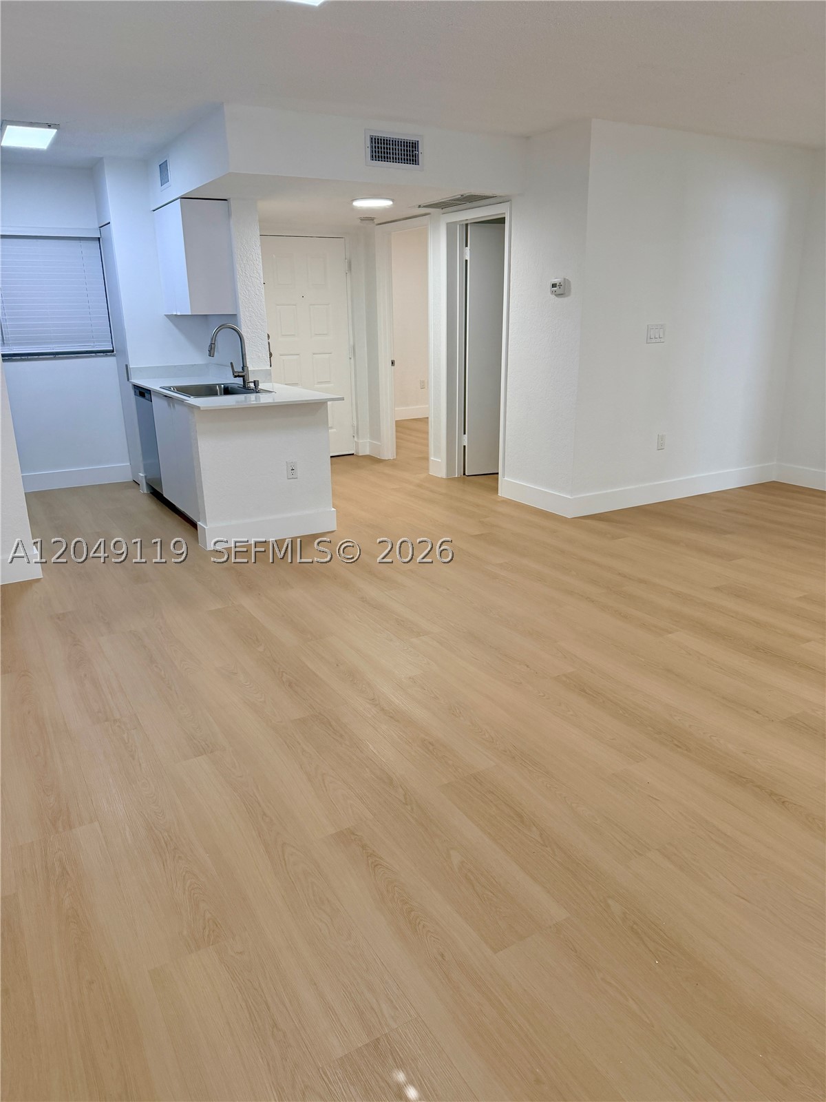 LAKEVIEW CLUB CONDO - Residential