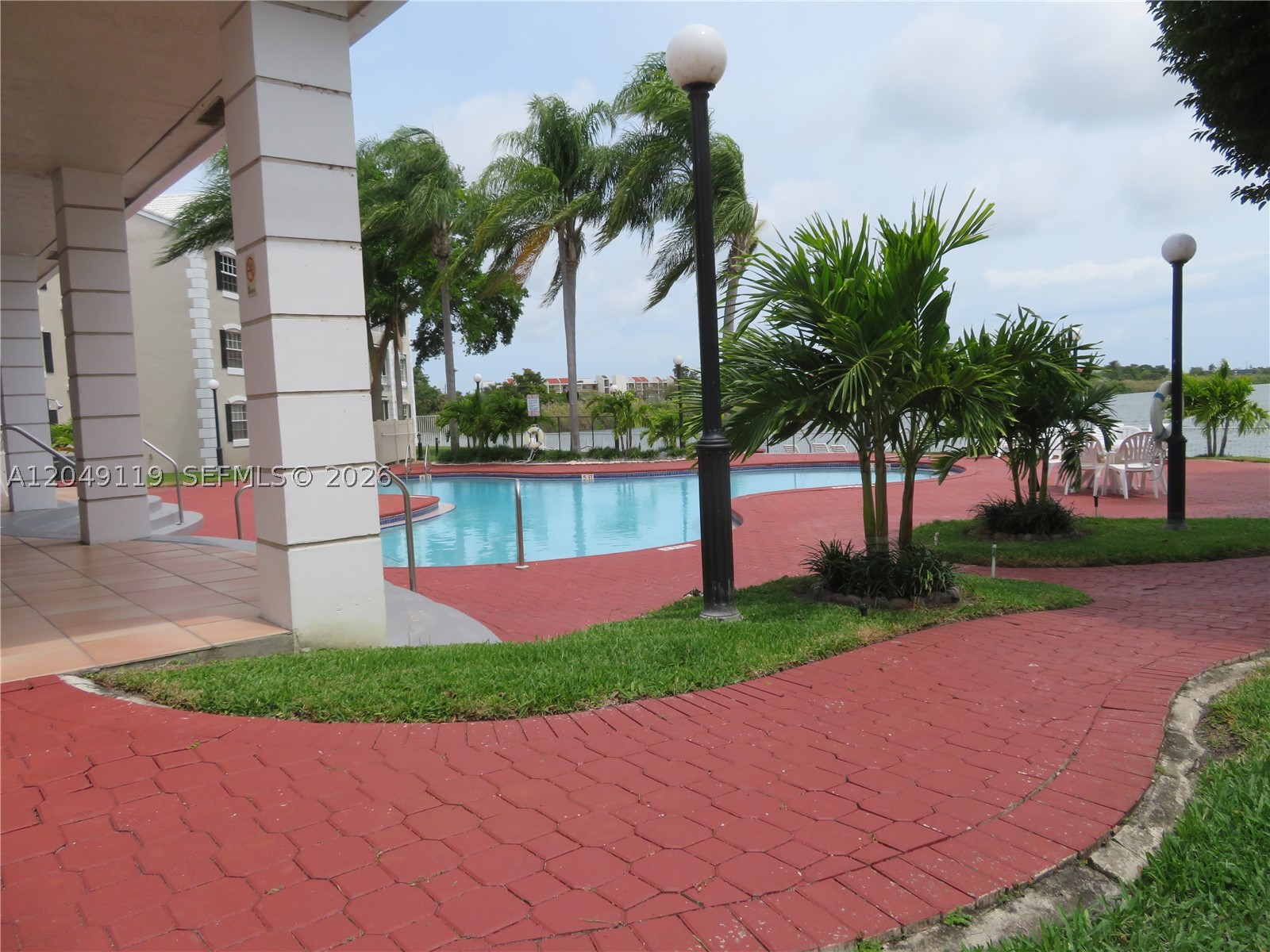 LAKEVIEW CLUB CONDO - Residential