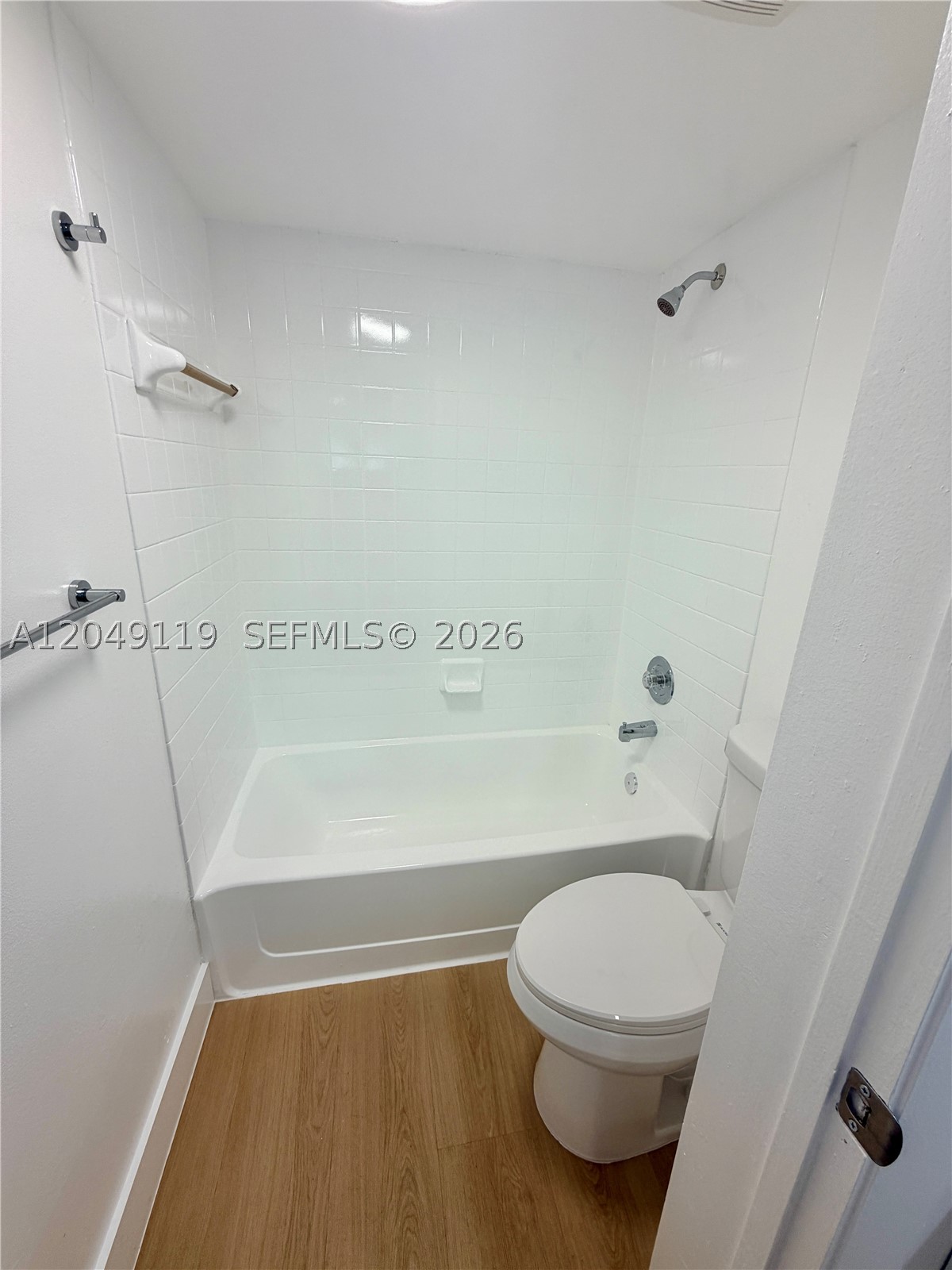LAKEVIEW CLUB CONDO - Residential