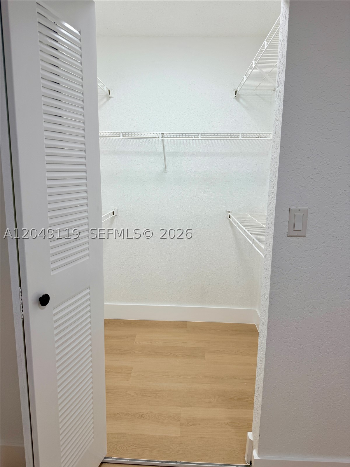 LAKEVIEW CLUB CONDO - Residential