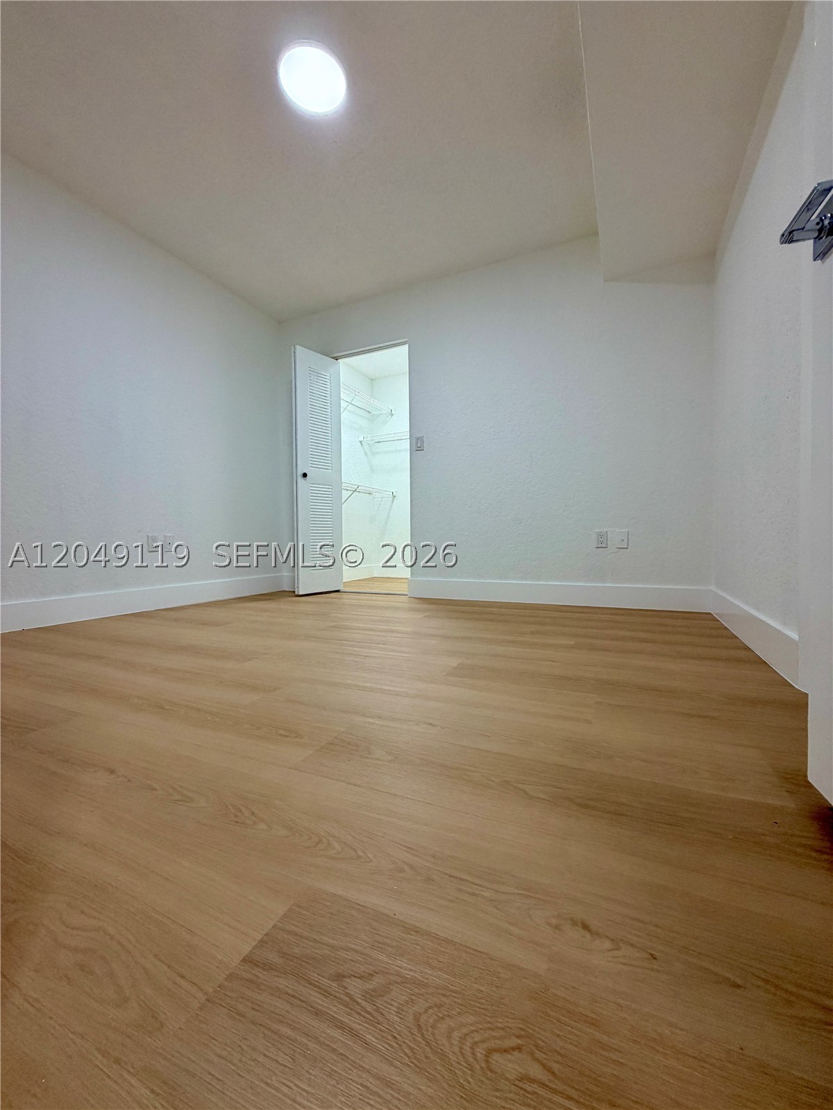 LAKEVIEW CLUB CONDO - Residential